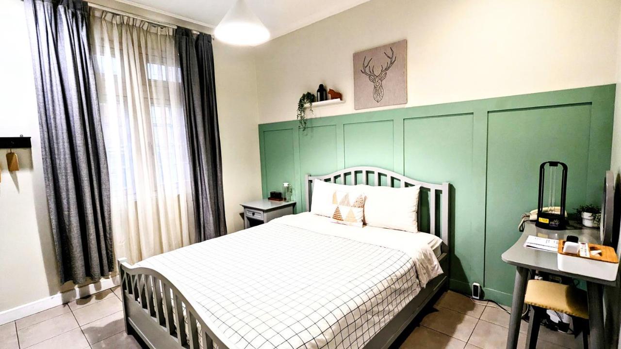 Cottonwood House 2*